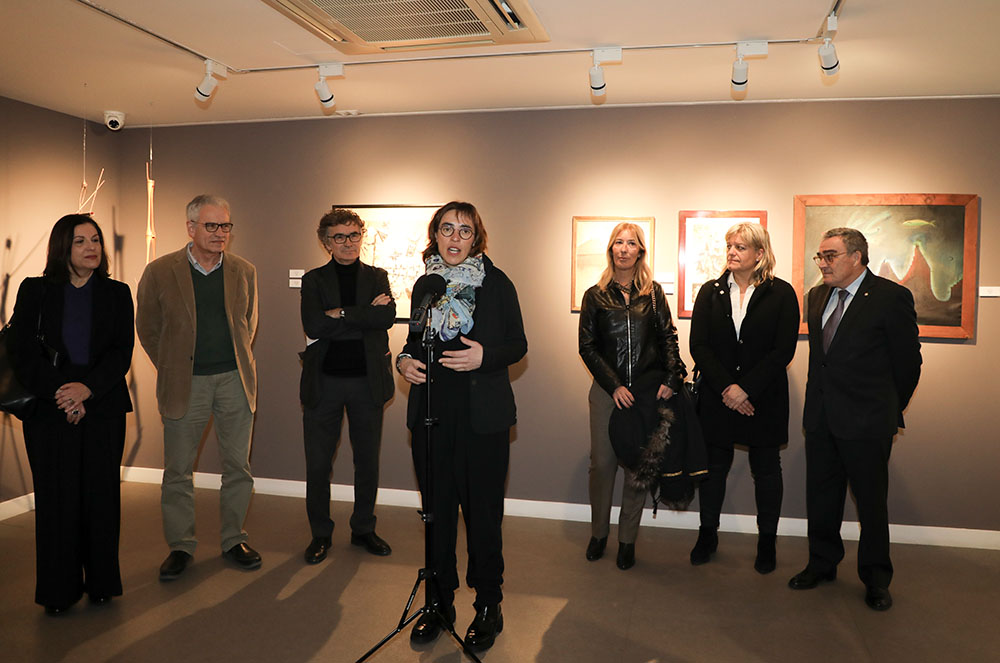 Deborah Ribas a l'exposició de Joan Obiols Vié