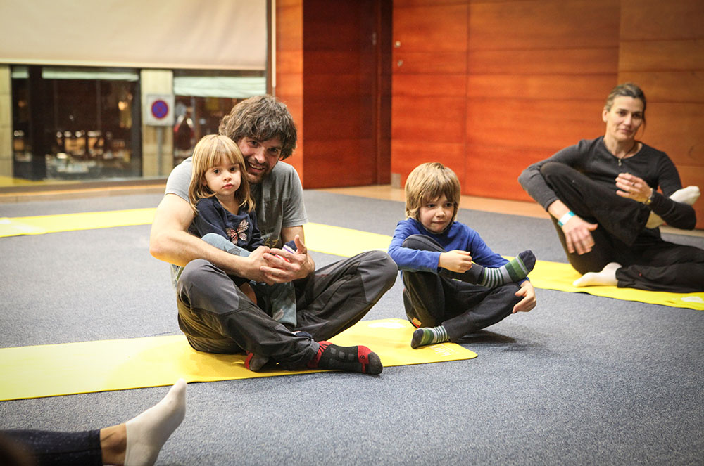 Família al Ioga Kids Solidari