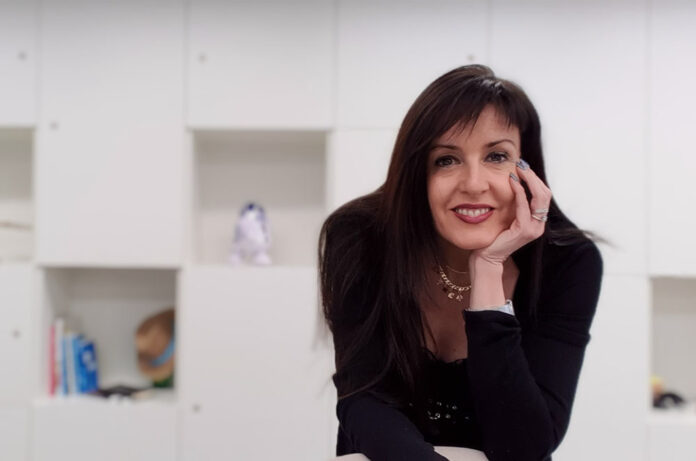Marta ambor presidenta Andblockchain