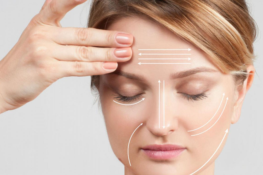 aplicació de vitamina C a la cara