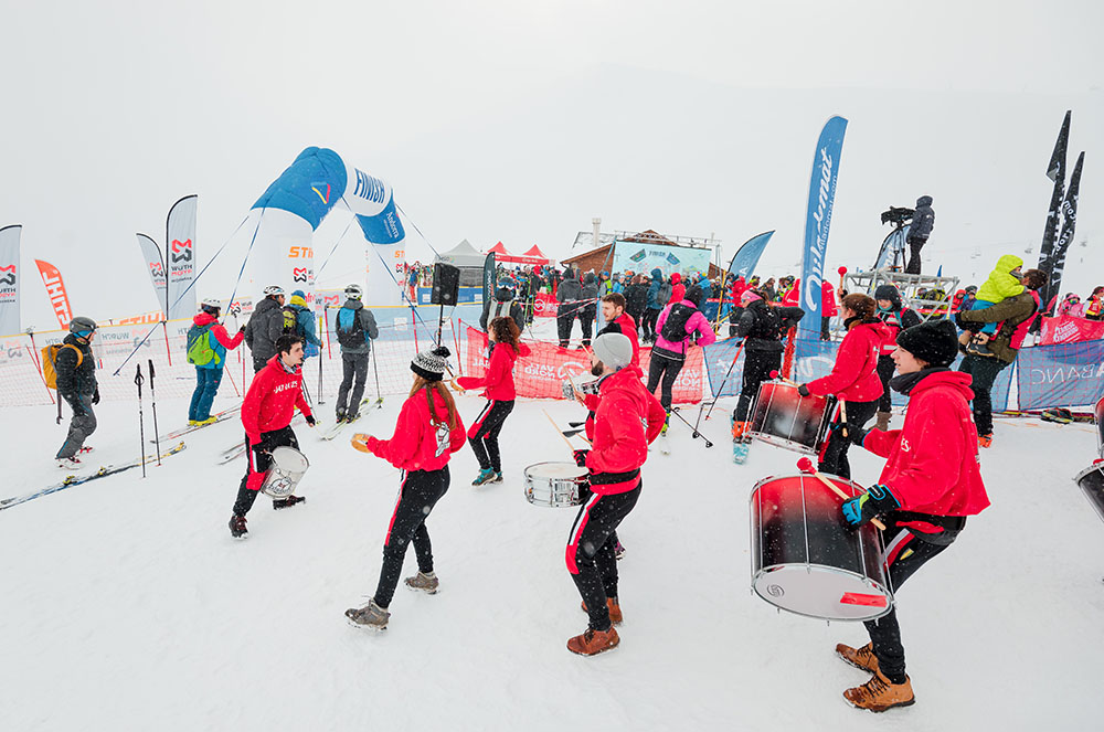 Batucada a la vertical race comapedrosa 2020