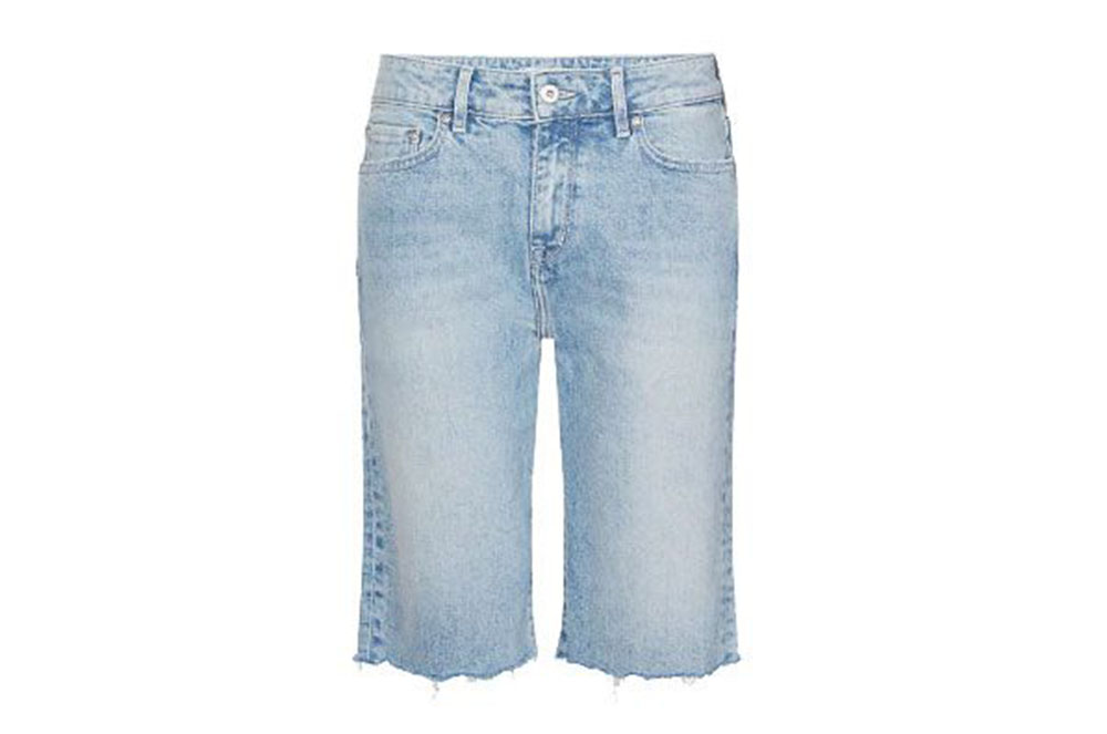 Bermudes denim amb baixos sense rematar de Tommy Hilfiguer