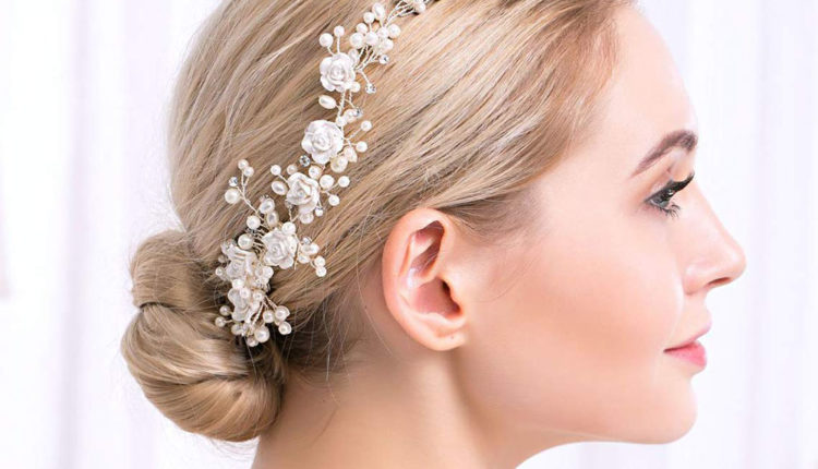 Tocat amb joies fines i perles