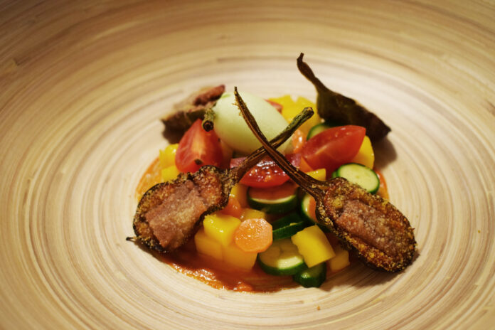 Plat de pebrots del padró del restaurant Bodega Poblet