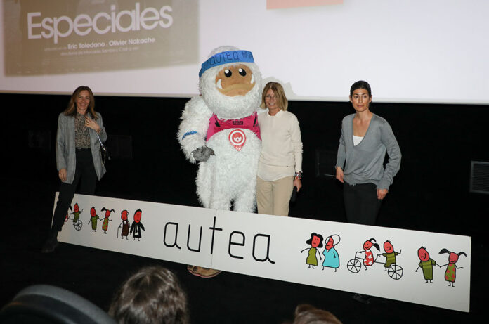 Autea a Cinemes Illa