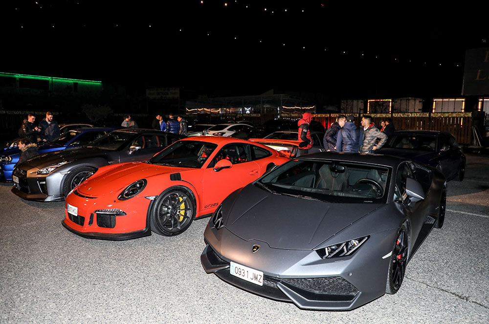 Exposició de cotxes a l'aniversari del Kike GTR