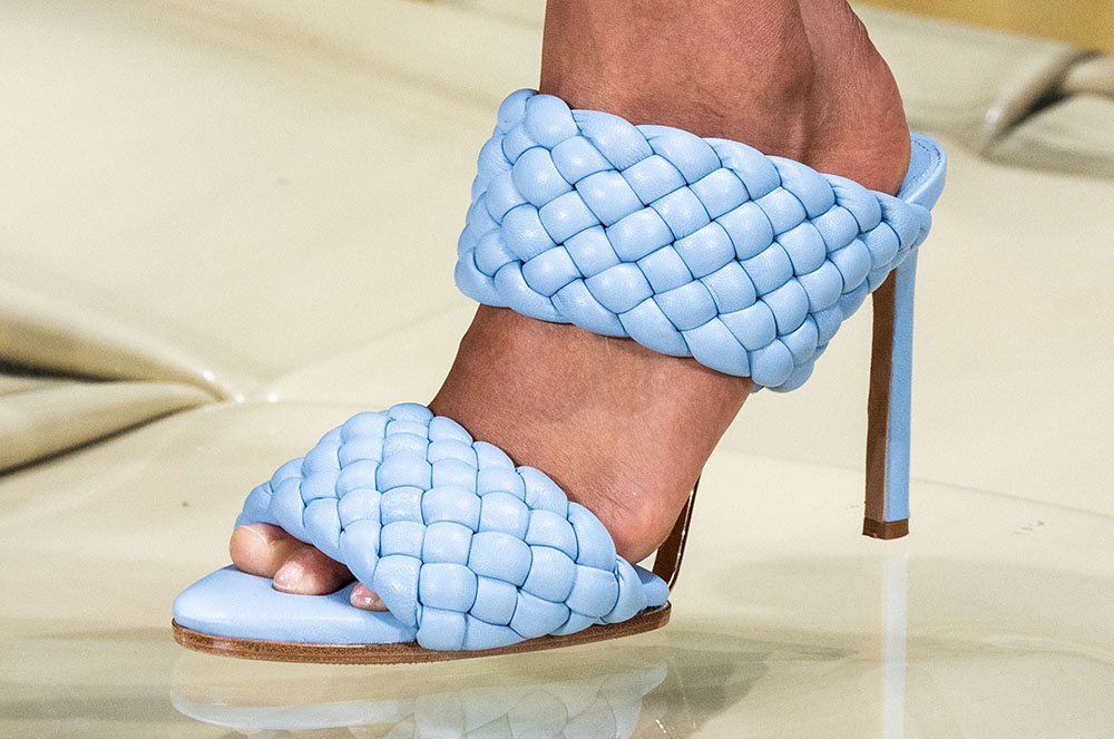 sandàlies encoixinades