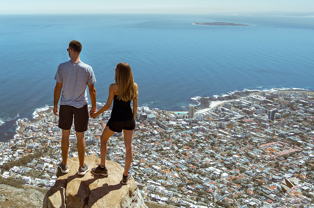 Parella gaudint de la vista