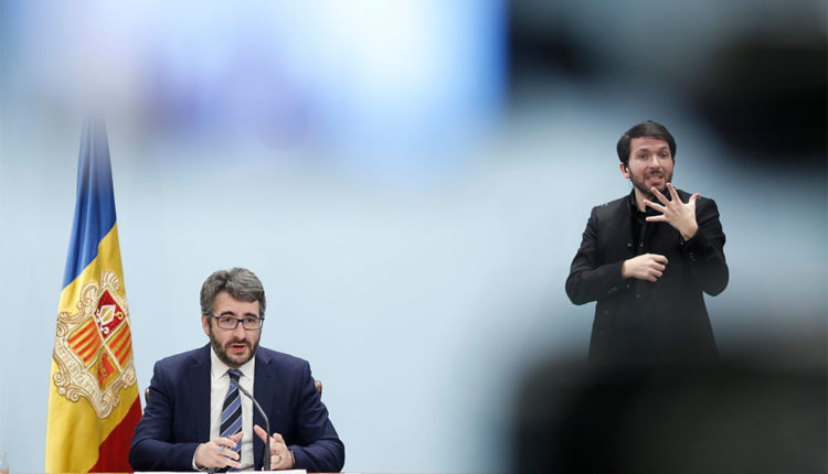 Eric Jover durant la roda de premsa d'ahir, 8 d'abril