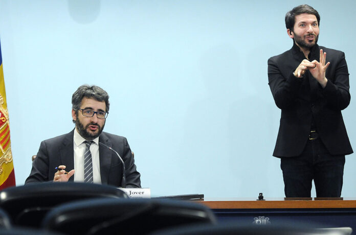 Eric Jover explicant les mesures per als assalariats