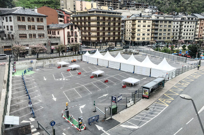 Carpes de tests immunològics al Prat Nou de Sant Julià de Lòria