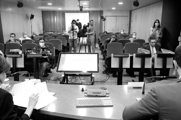 Roda de premsa del 27/05