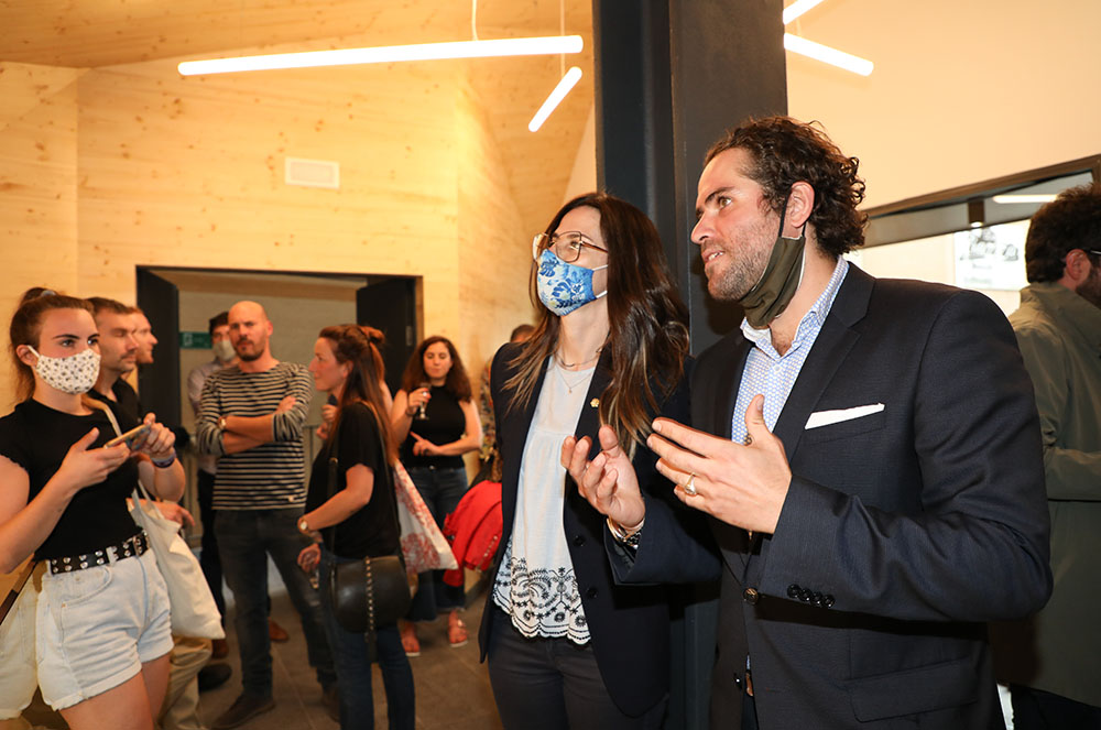 Paul Alexandre Nicolas i la ministra de Cultura Sílvia Riva