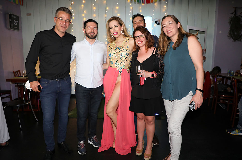 Convidats al dia de l'Orgull LGBTQ+ a la primavera