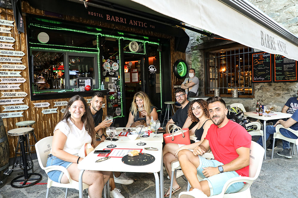 Terrassa al Mercat de la Vall