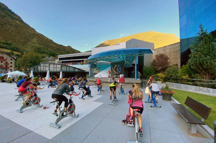 Masterclass de cycling solidari a Encamp