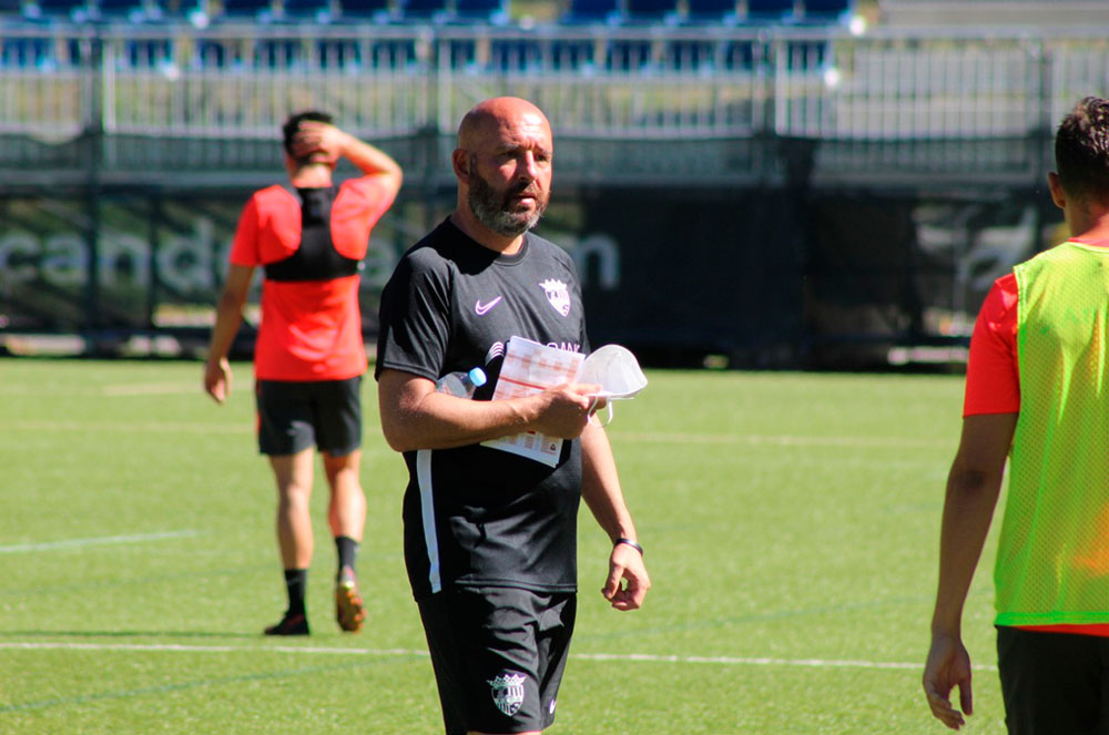 Entrenador Nacho Castro del FC Andorra
