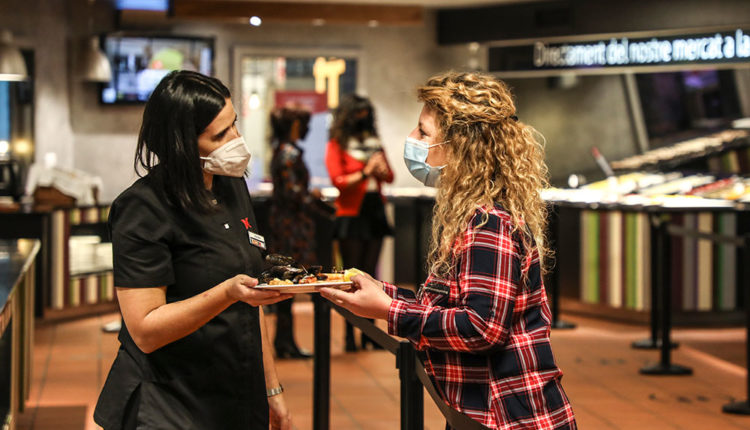 dona-secret-bufet-el-grill-pyrenees-andorra-4