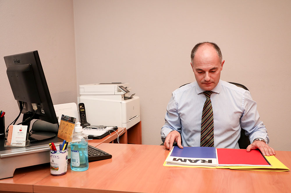 Jordi Martínez a la Gestoria Bon Consell