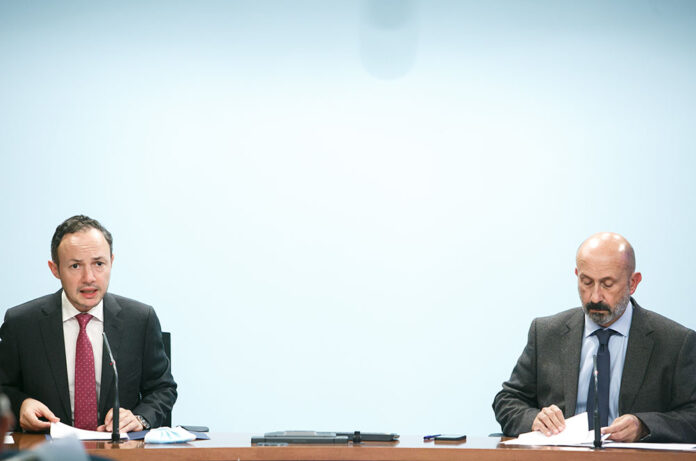 Espot i Benazet durant la roda de premsa