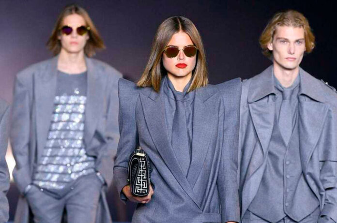Desfilada de Balmain