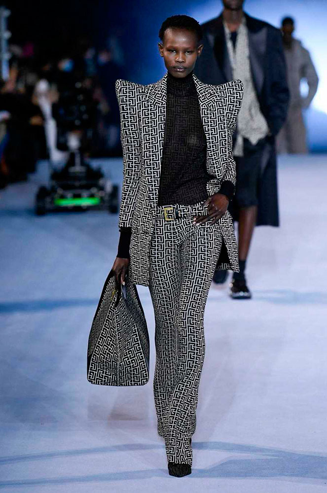 Desfilada de Balmain