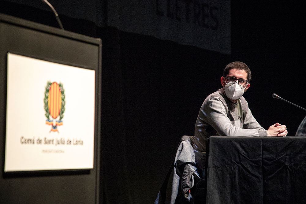 Oliver Vergés a la presentació del llibre de David Galvez