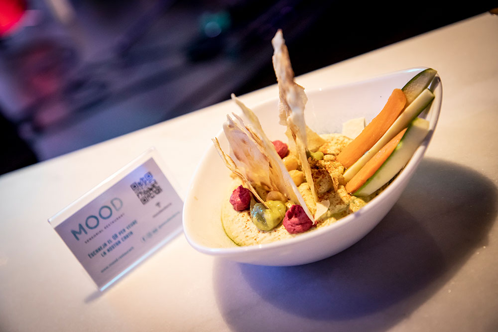Plat d'hummus solidari del Mood Andorra
