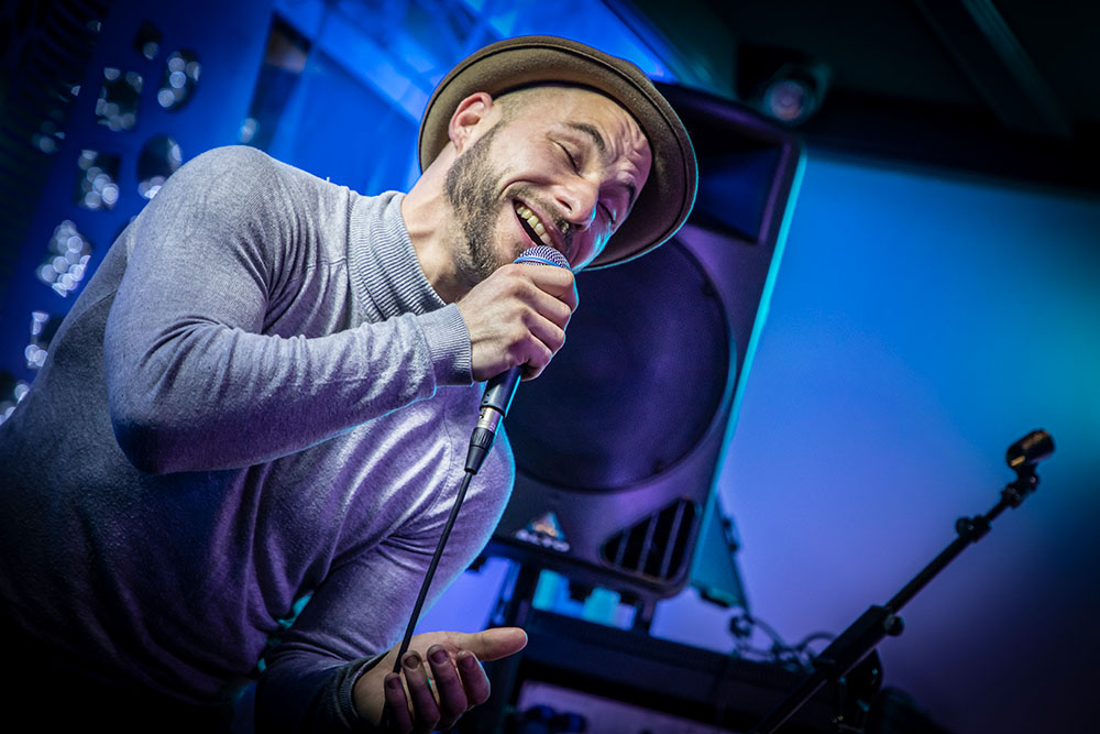 Ismael González en concert al Mood Andorra