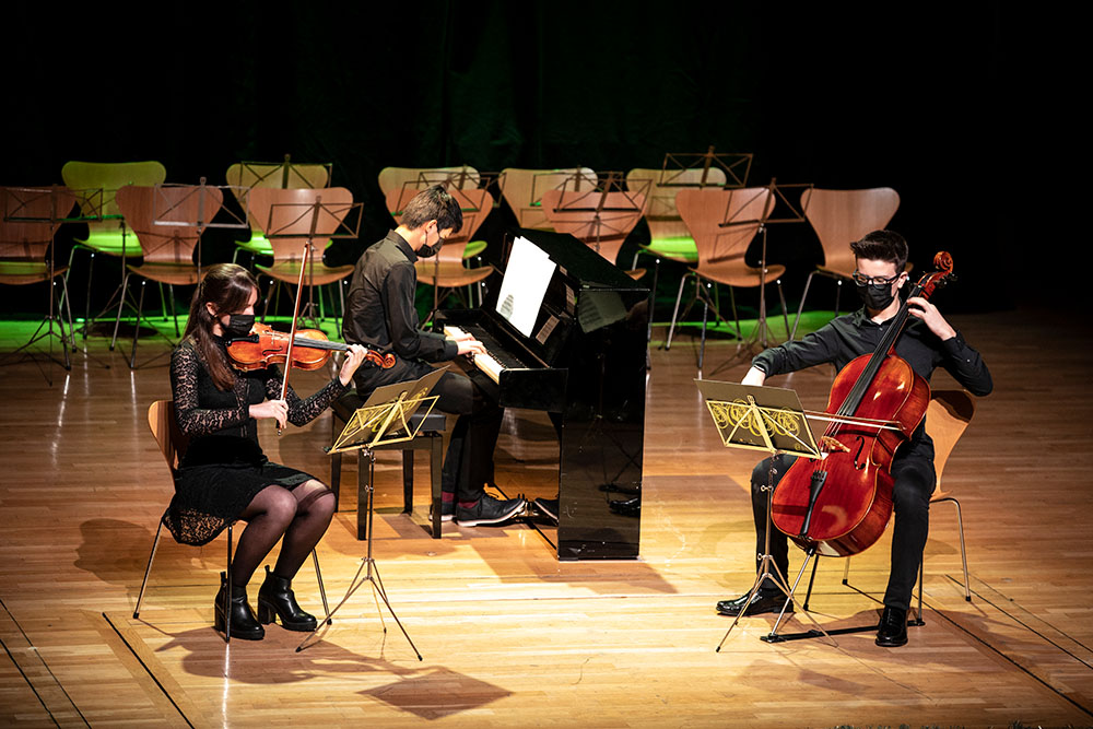 Trio de músics al concert de nadal