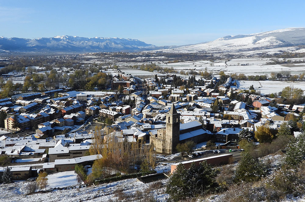 Vista de la vila de Llívia