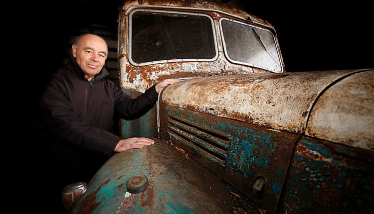 Claude Benet i el Dodge Fargo