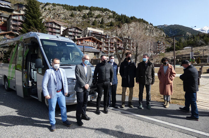 Uclic bus a demanda