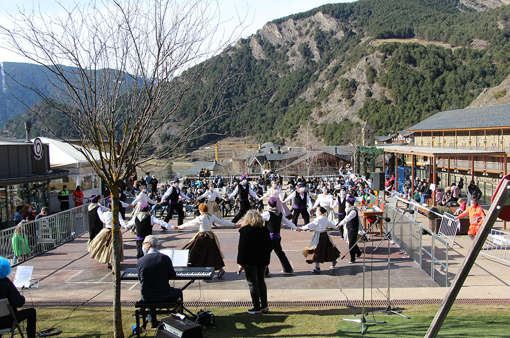 Dansa al Judici als contrabandistes