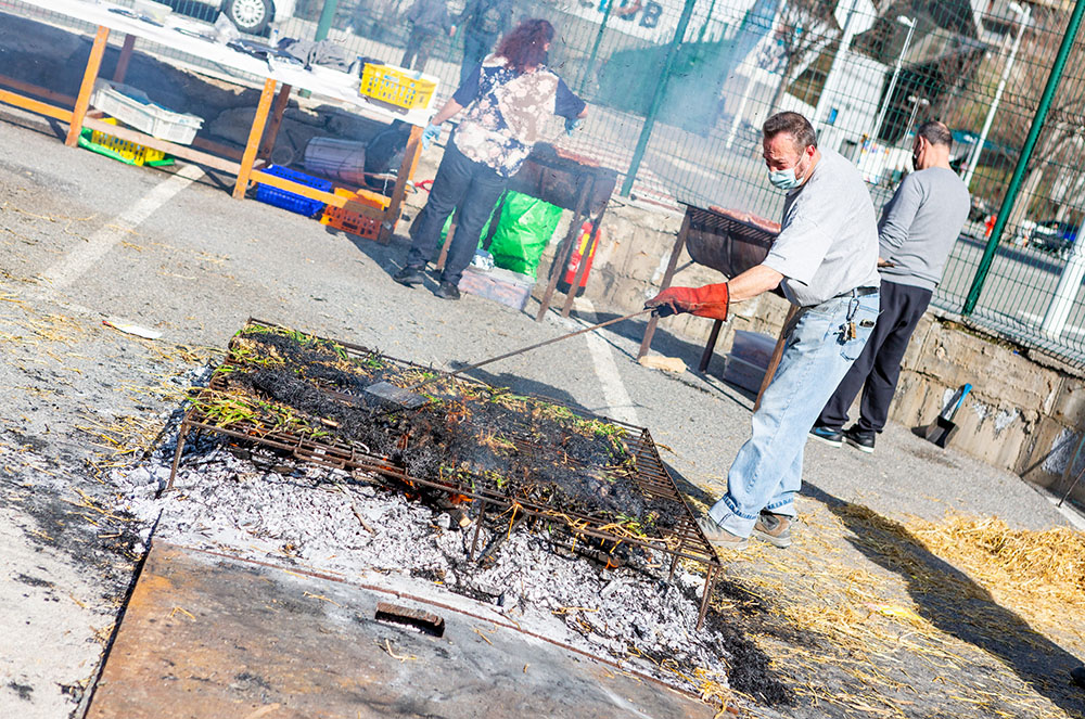 Calçotada popular organitzada per la Unió Proturisme d'Escaldes-Engordany.
