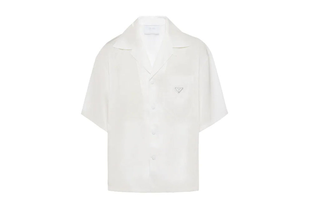 Camisa de moda sostenible prada
