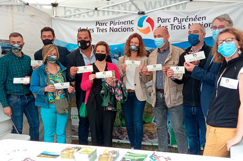 Ministra Sílvia Calvó a la Fira del Bestiar