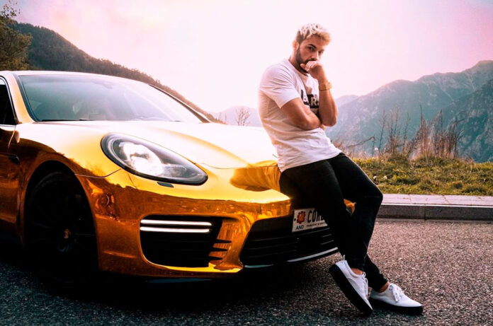 Corbacho i el seu porsche panamera