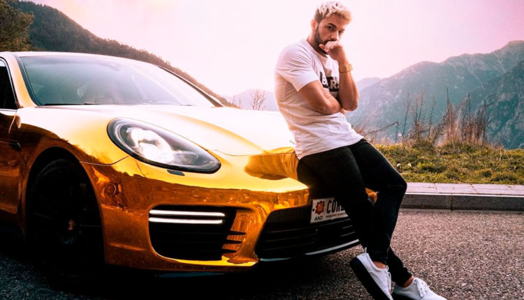 Corbacho i el seu porsche panamera