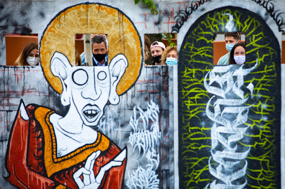 Mural a l'espai columba