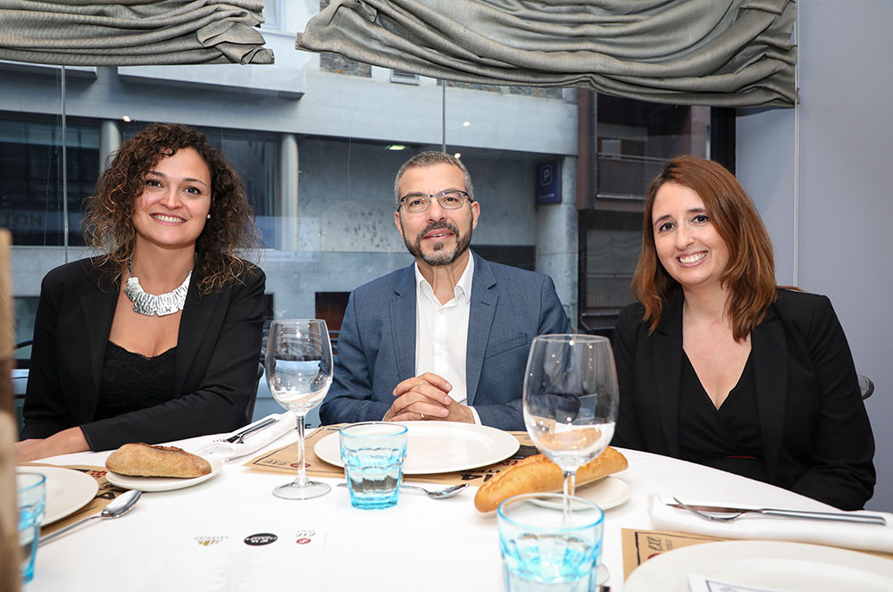 Comensals al Fourteen Exe prisma