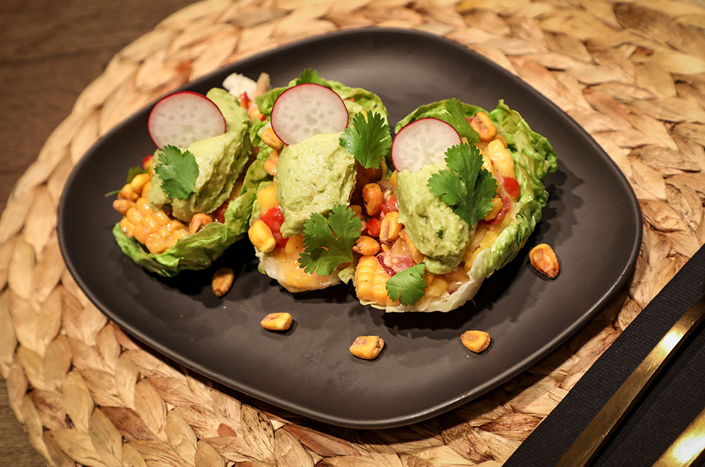 Tacos de Ceviche de Mango del Noranta Tres