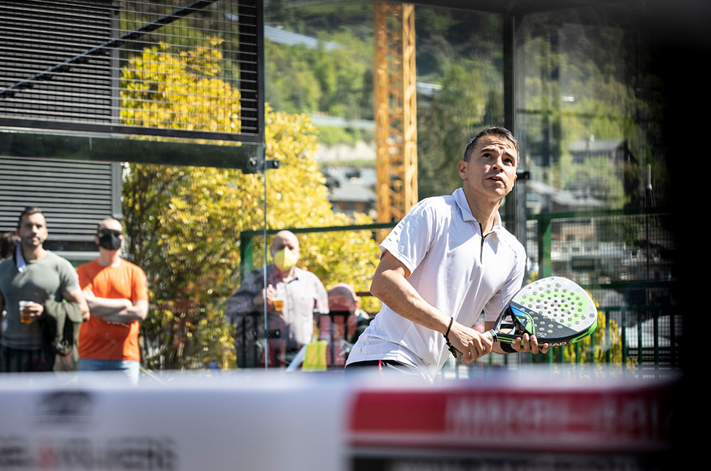 Javier Saviola al torneig de pàdel Centre Porsche Andorra