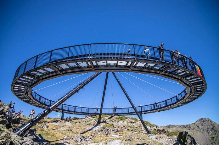 Mirador solar de tristaina