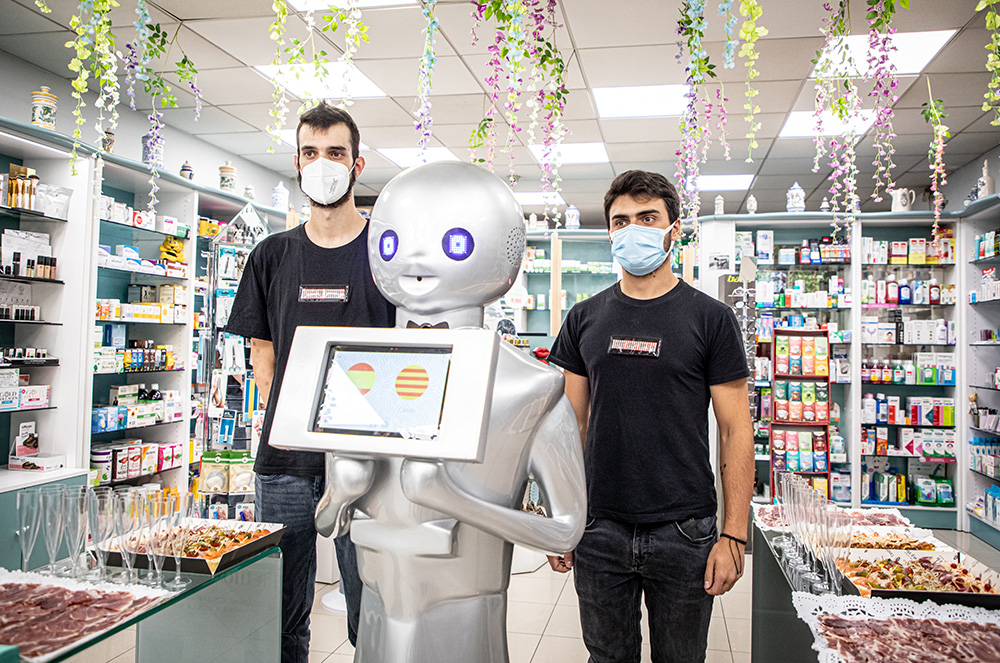 Tokyo a la Farmàcia El Cedre