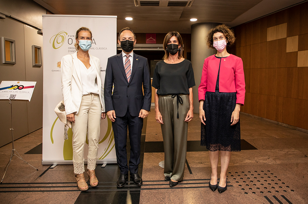 Autoritats presents al concert de l'himne nacional