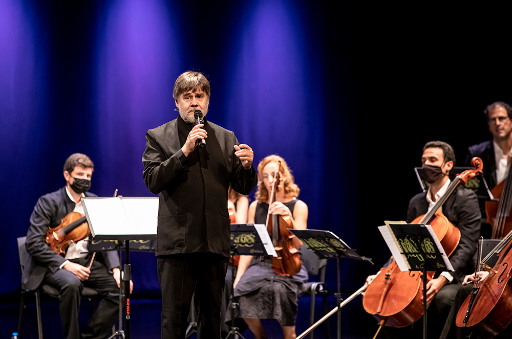 Albert Gumí al concert de l'himne nacional