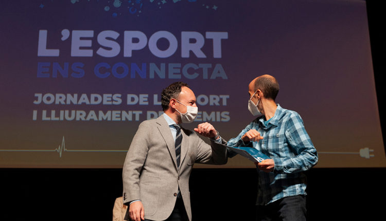 L Esport ens connecta Premis 45