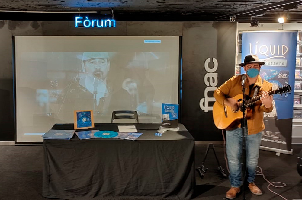 Recital de Juli Barrero a l'FNAC