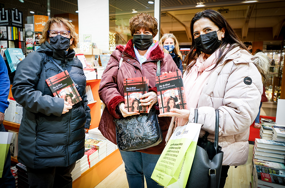 Olor de Difunt a Llibre Idees